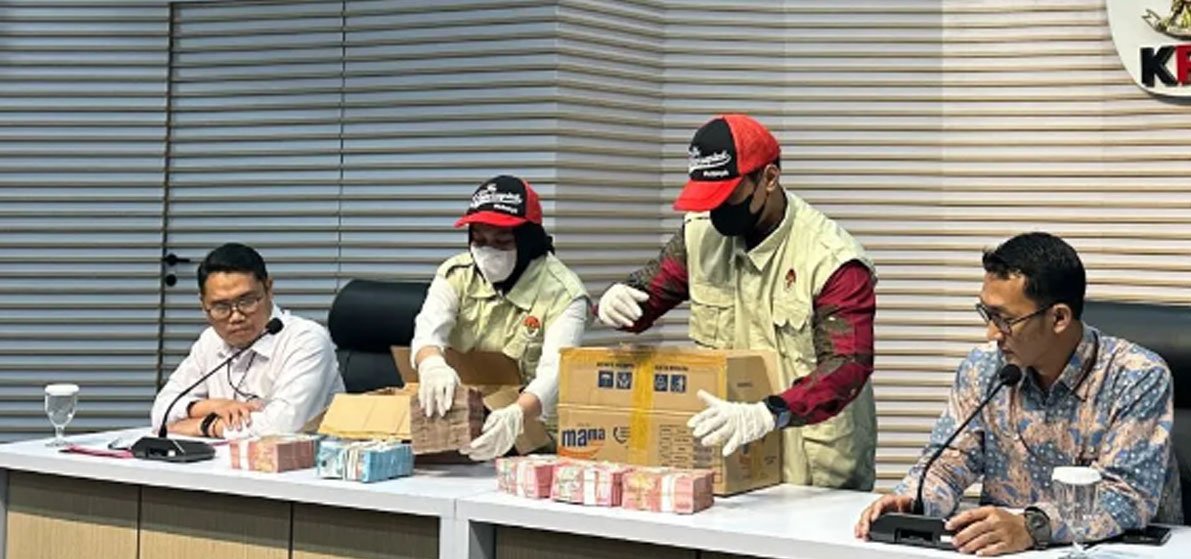 KPK Sebut Kepala KPP Madya Banjarmasin Mulyono Minta Uang Apresiasi dalam Permohonan Restitusi