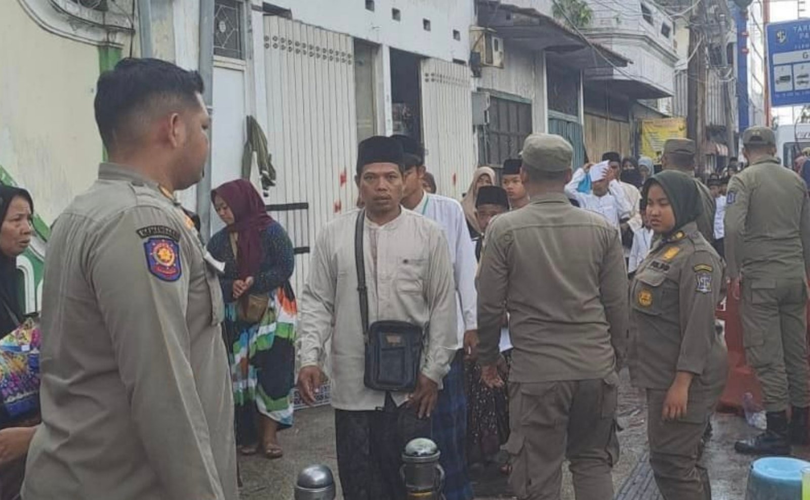 Satpol PP Surabaya Perketat Pengawasan Selama Ramadan, Antisipasi Lonjakan Pengemis Musiman