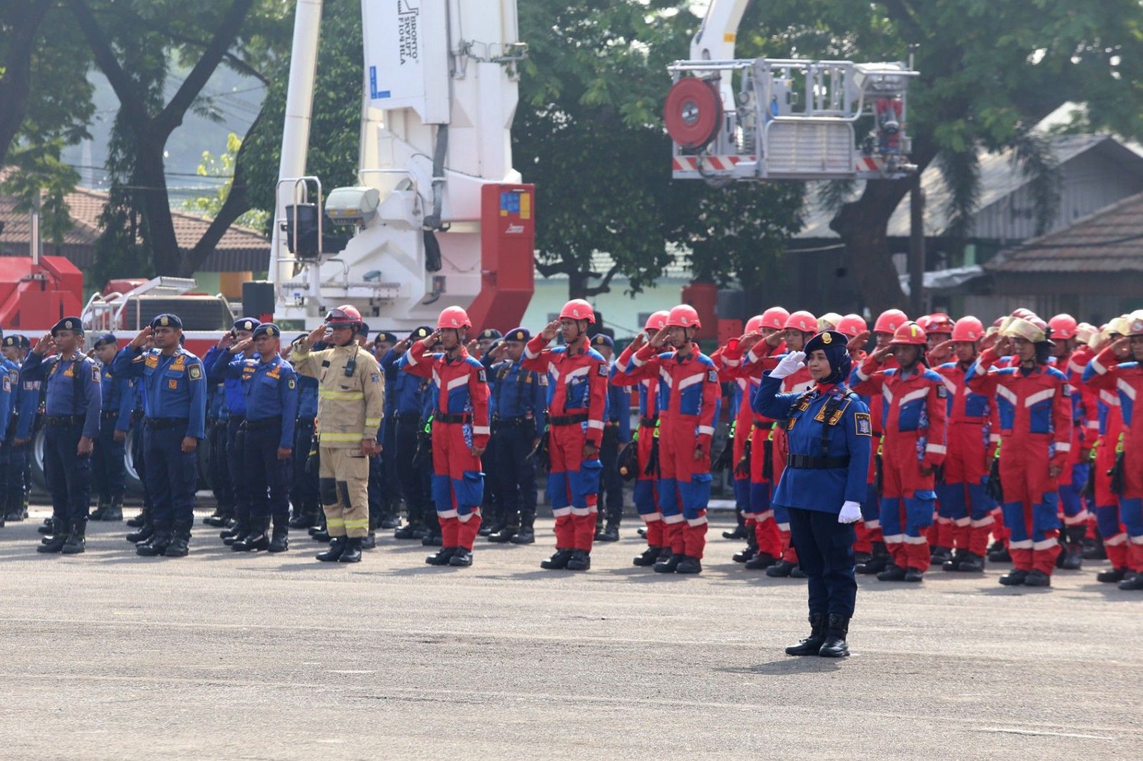 Damkar Surabaya Siaga Saat Lebaran 2026, Warga Diminta Cek Listrik dan LPG Sebelum Mudik