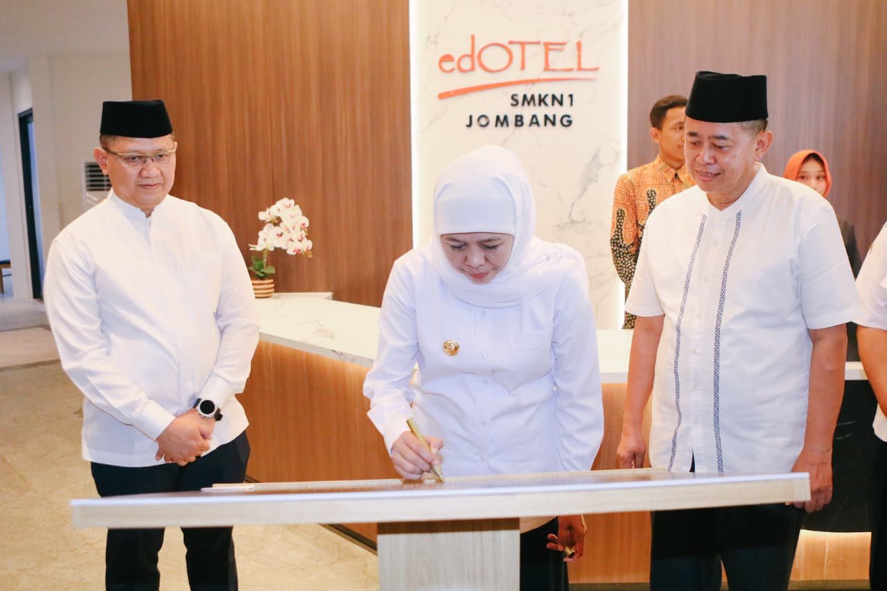 Khofifah Dorong edOTEL SMKN 1 Jombang Jadi BLUD, Dinilai Setara Hotel Berbintang
