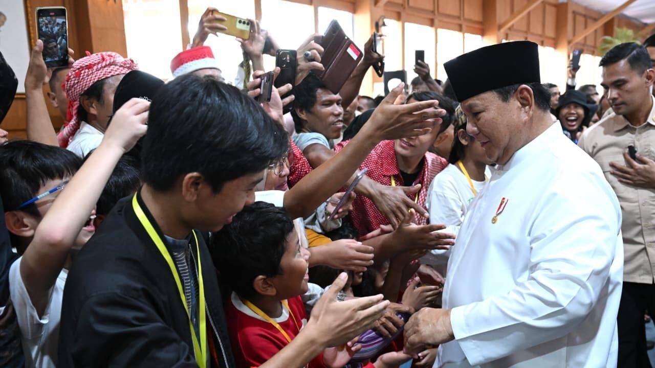 Open House Idulfitri 2026 di Istana, Prabowo Subianto Sapa Ribuan Warga, Ini Ceritanya