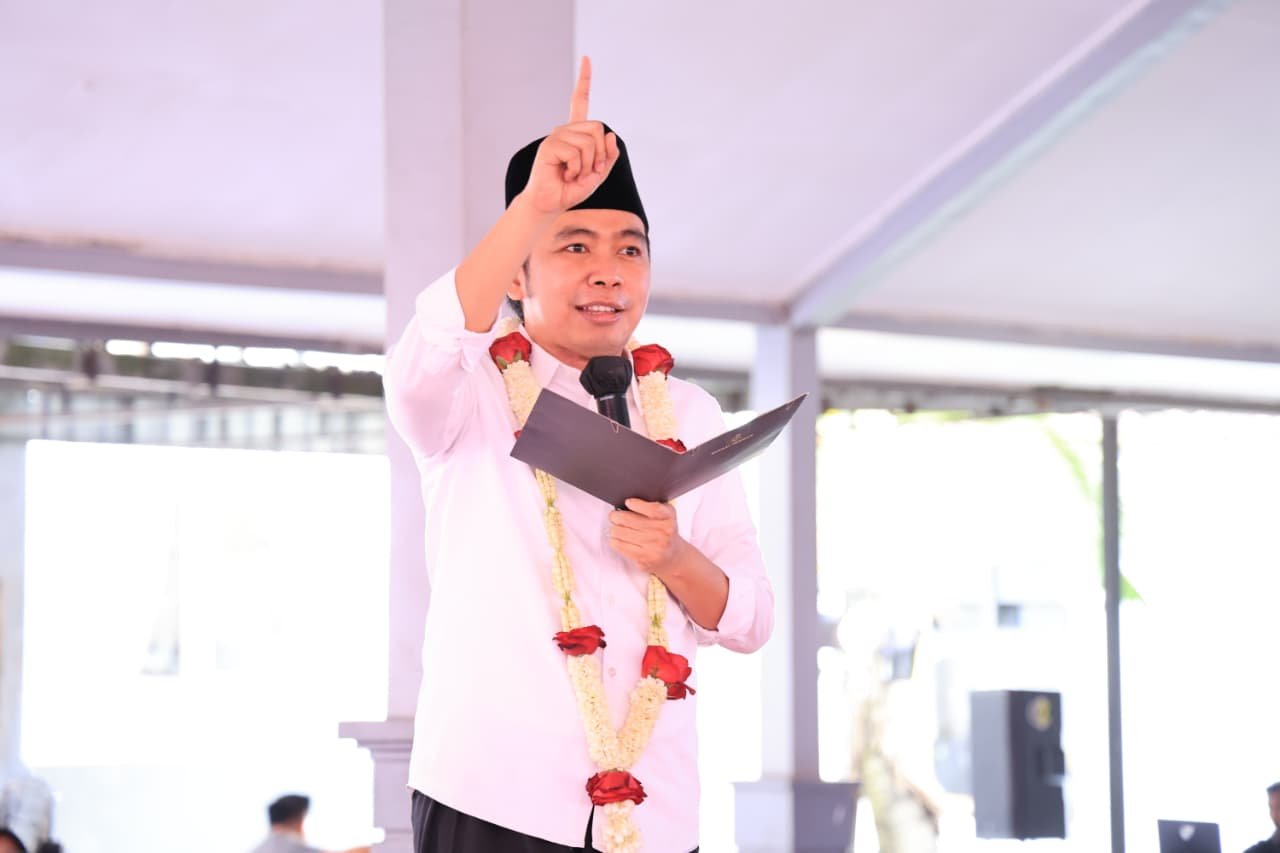 Gus Fawait Petakan Solusi Infrastruktur Jember Dari Perbaikan Jalan Nasional hingga Penambalan Jalan Desa