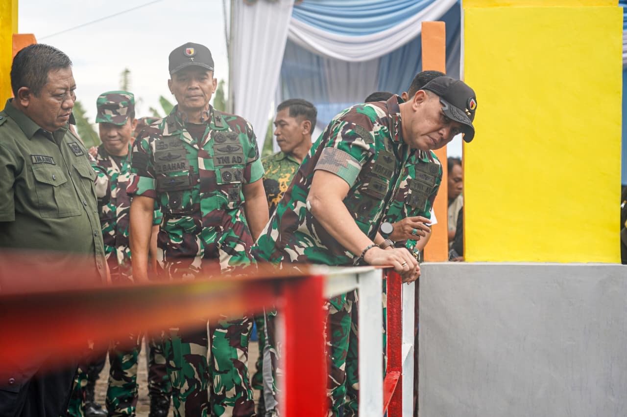 Pangdam V/Brawijaya Tinjau Jembatan Perintis Garuda Dorong Akses Ekonomi dan Mobilitas Warga Nganjuk