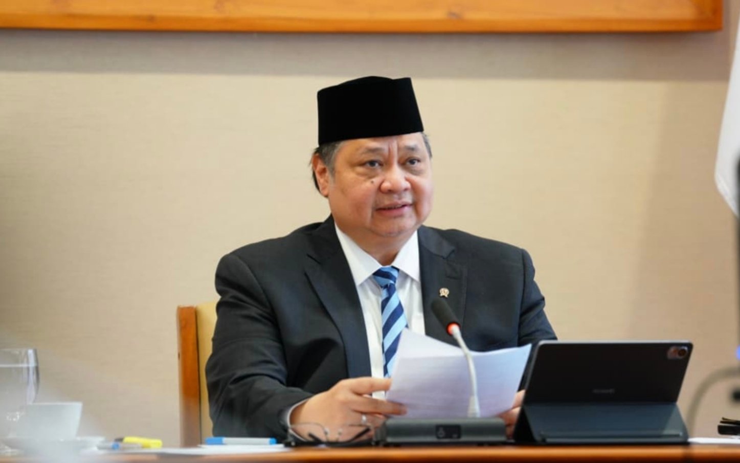 Menko Perekonomian Airlangga Dorong Kolaborasi Energi AZEC Hadapi Krisis Pasokan Global