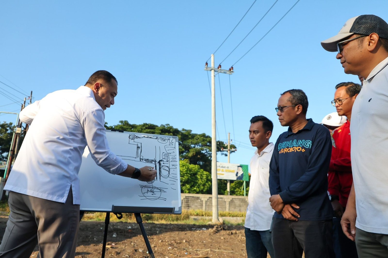 Eri Cahyadi Target Banjir Ketintang–Margorejo Tuntas Oktober 2026