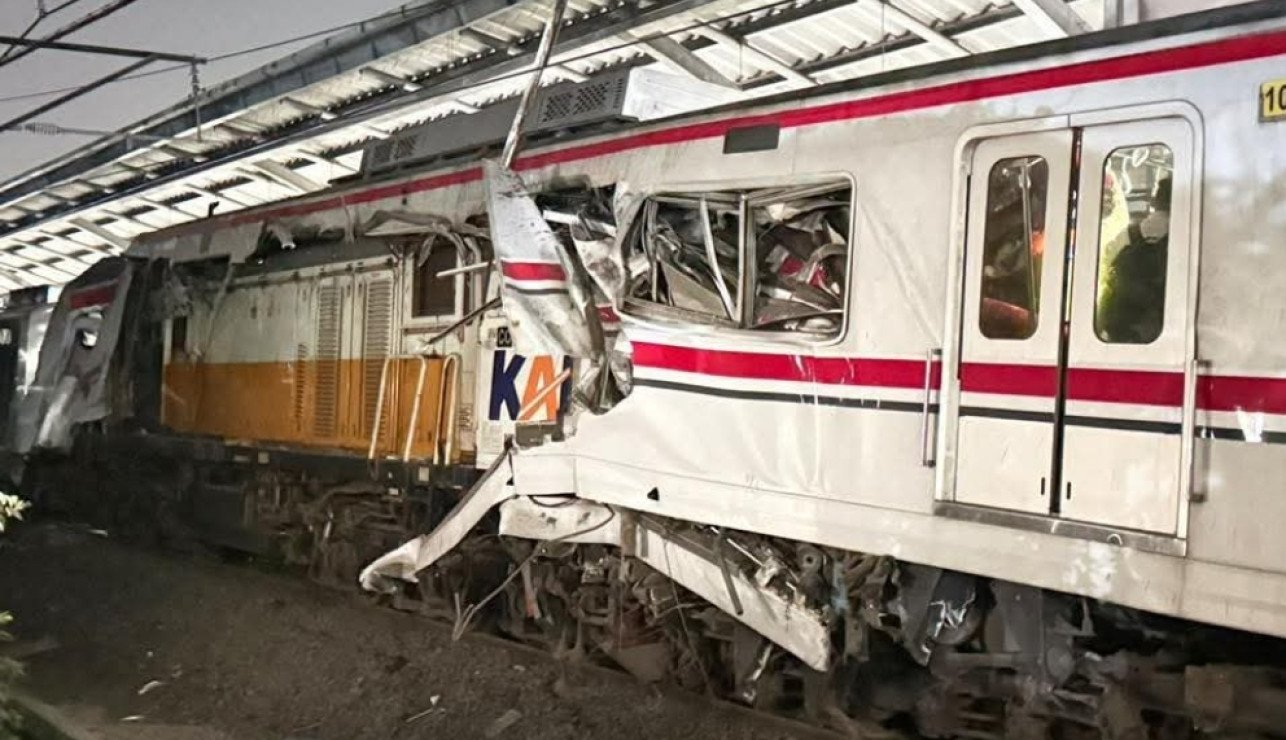 Fokus Evakuasi Korban, KAI Hentikan Sejumlah Perjalanan KA dari Surabaya