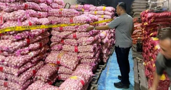 Satgas Penyelundupan Bareskrim Polri Ungkap Kasus Impor Bahan Pangan Ilegal