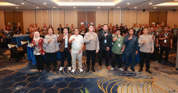Pelatihan Public Speaking, Kabid Humas Polda Jatim: Humas Harus Jadi Komunikator Efektif di Era Digital