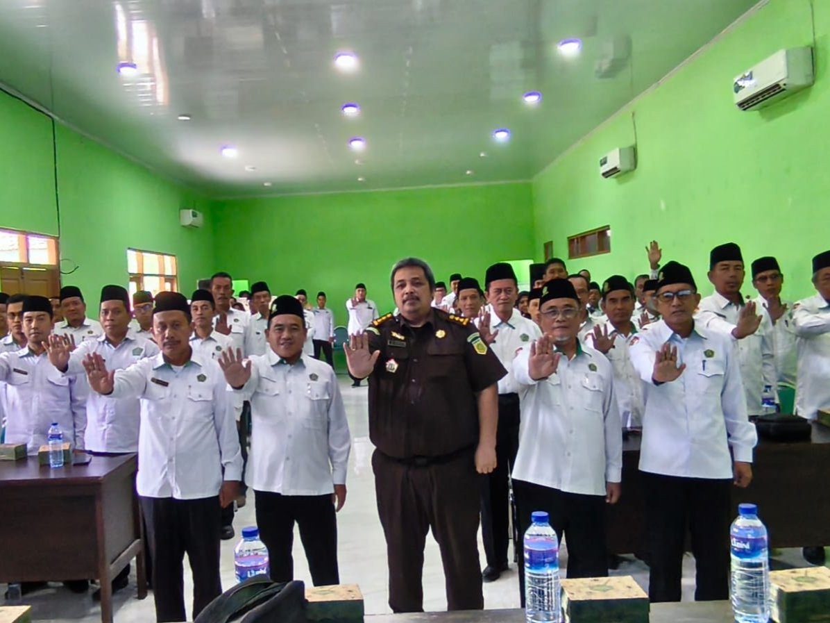 Perkuat Integritas, Kemenag Sumenep Gandeng Kejari Gelar Pembinaan Anti-Korupsi