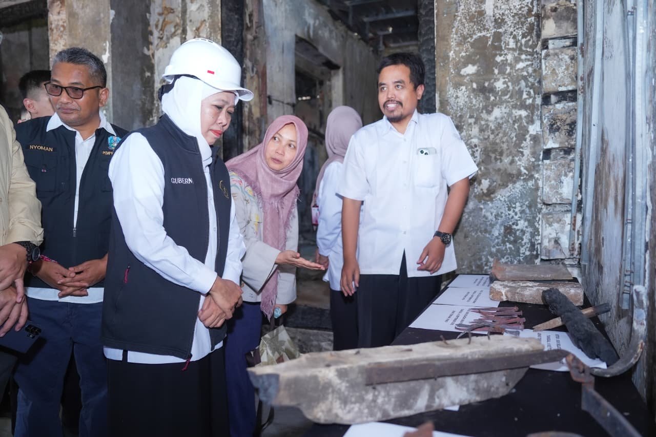 Pemugaran Sayap Barat Gedung Grahadi Dimulai, Khofifah Tekankan Pelestarian Cagar Budaya