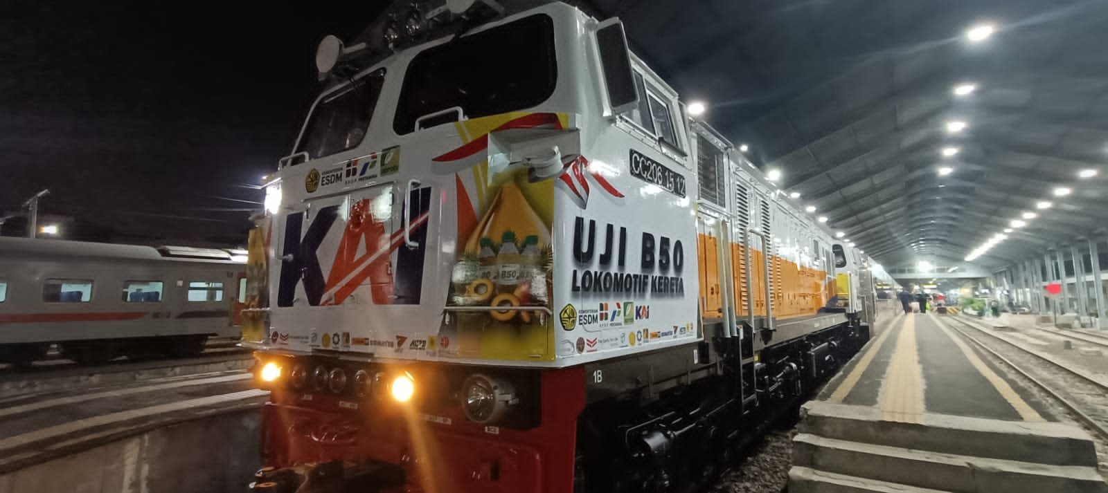 KAI Daop 8 Surabaya Uji Coba Biodiesel B50 di Lokomotif, Tarik KA Sembrani