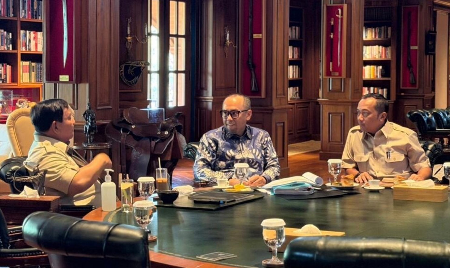 Rapat Tertutup di Hambalang, Presiden Bahas Pengawasan Aliran Dana dan Transparansi Keuangan