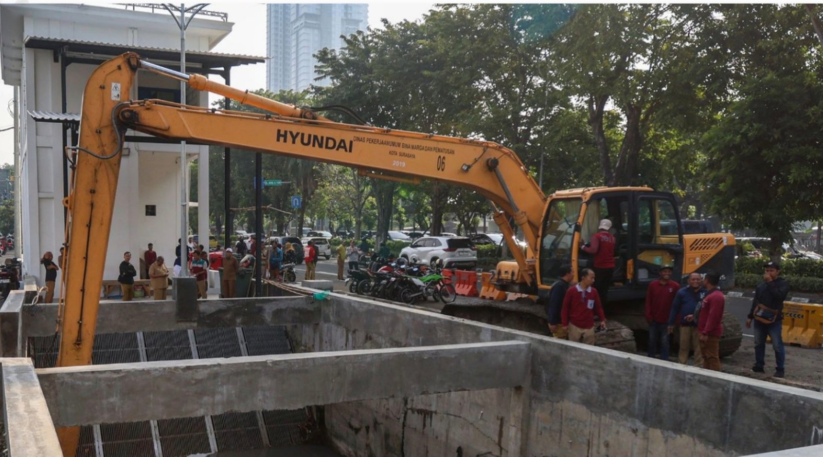 Cegah Banjir Surabaya Selatan, Eri Cahyadi Fokus Integrasi Saluran dan Penataan Elevasi