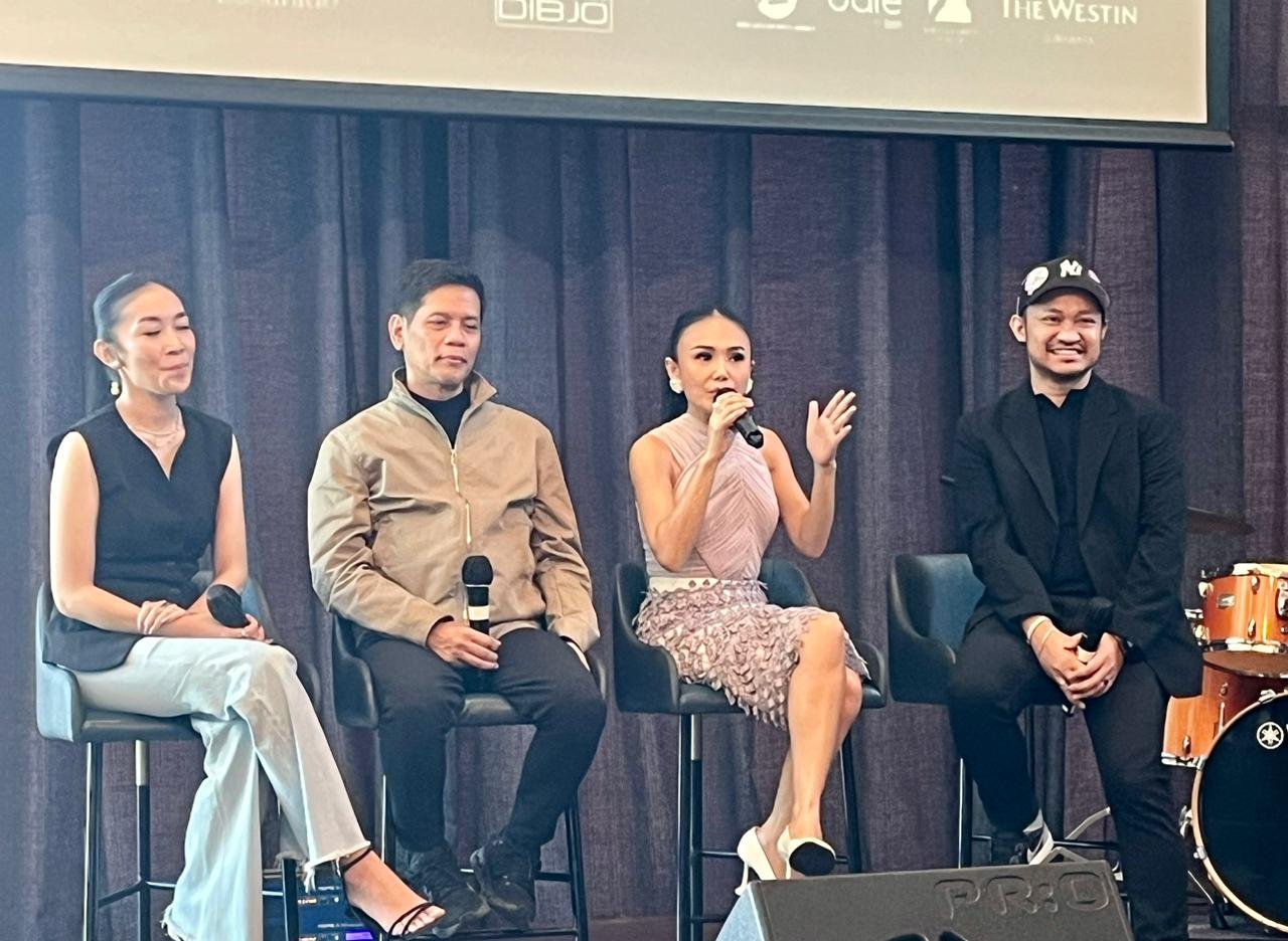 Yuni Shara Ajak Penggemar Bernostalgia di Konser 3553 Surabaya