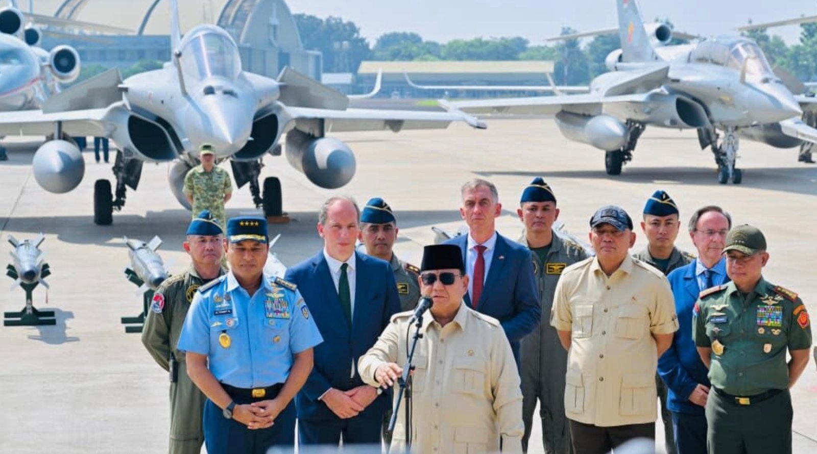 Prabowo Serahkan Jet Tempur Rafale hingga Radar Canggih, Perkuat Pertahanan Udara Indonesia