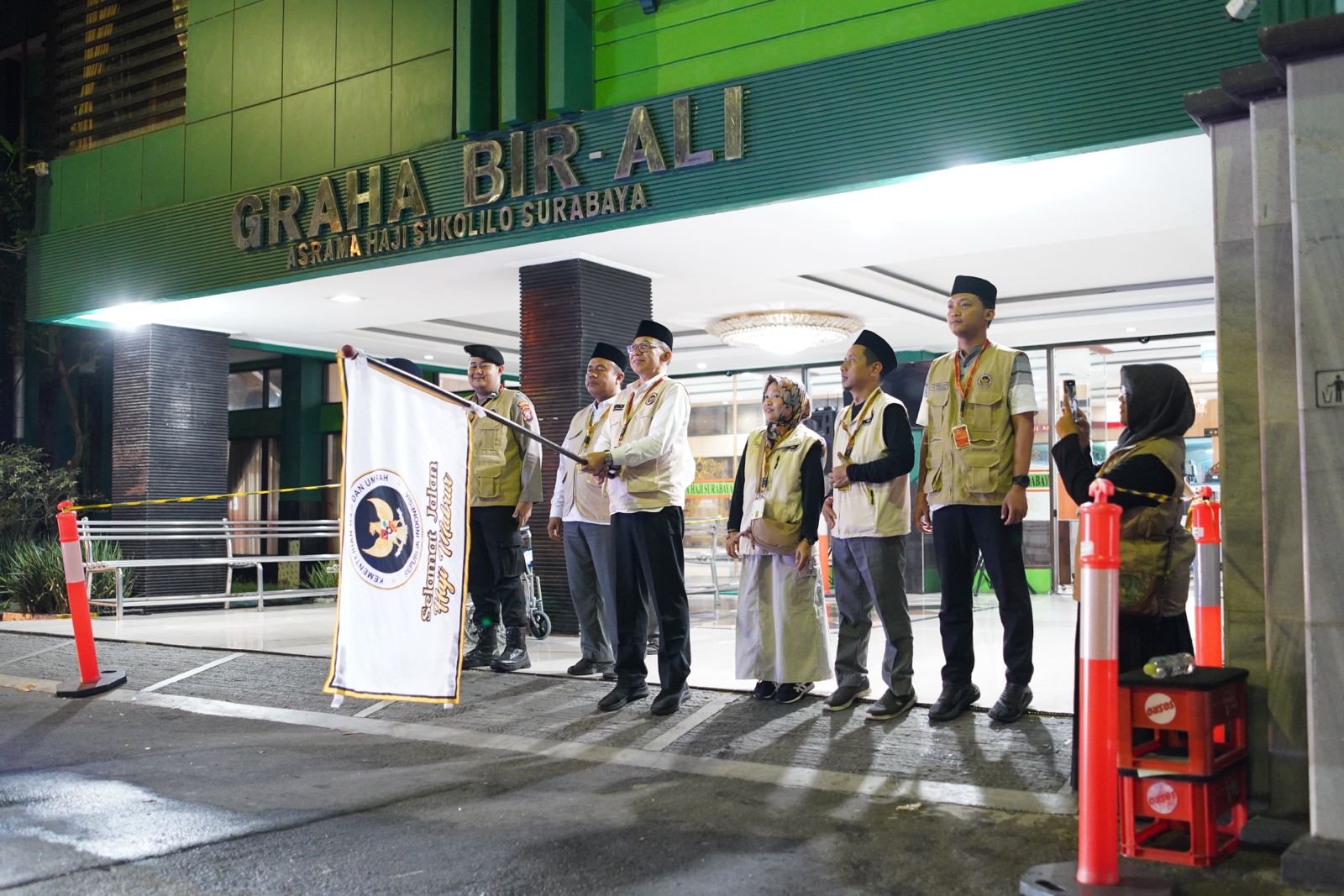 Embarkasi Surabaya Sudah Berangkatkan 40.207 Jamaah Haji, 105 Kloter Tepat Waktu