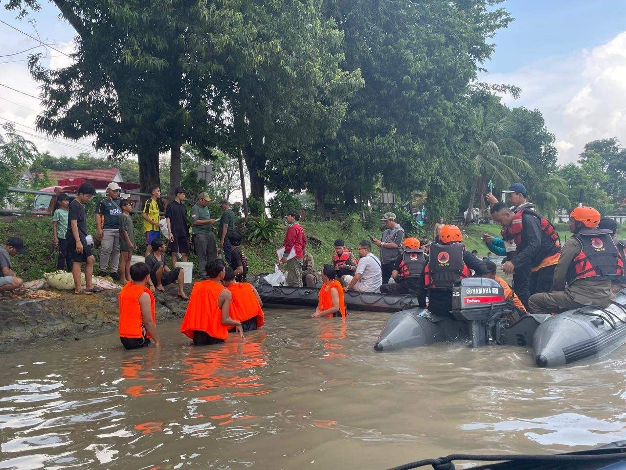Pemkot Surabaya Tindak Pembuang Limbah Kurban ke Sungai