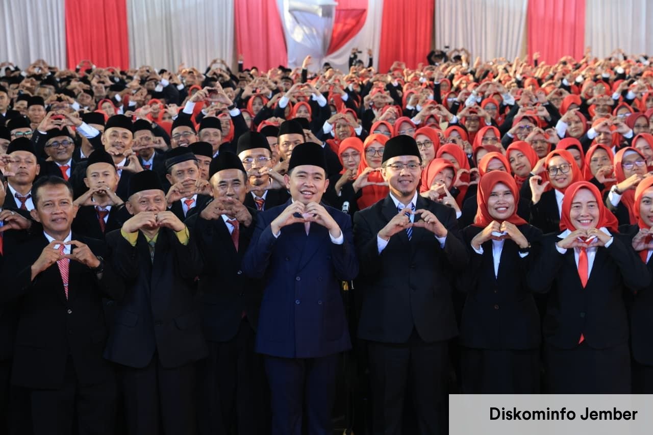 Gus Fawait Lantik Ratusan Kepala Sekolah, Targetkan Terobosan Pendidikan Jember