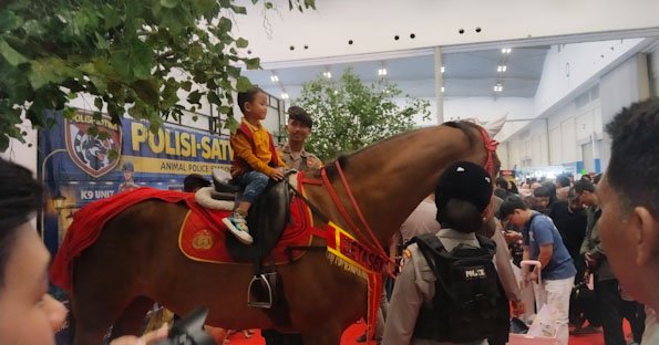 Edukasi dan Aksi K-9 Serta Turangga Memukau Pengunjung PetFest 2026 di ICE BSD