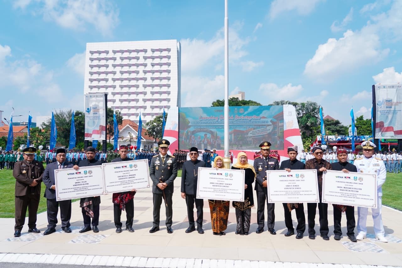 Membangun fondasi di Gedung Negara Grahadi Menuju Indonesia Emas