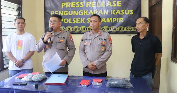 Polres Pelabuhan Tanjung Perak Amankan Pencuri Komponen Panel TL di Jalan Karang Tembok Surabaya