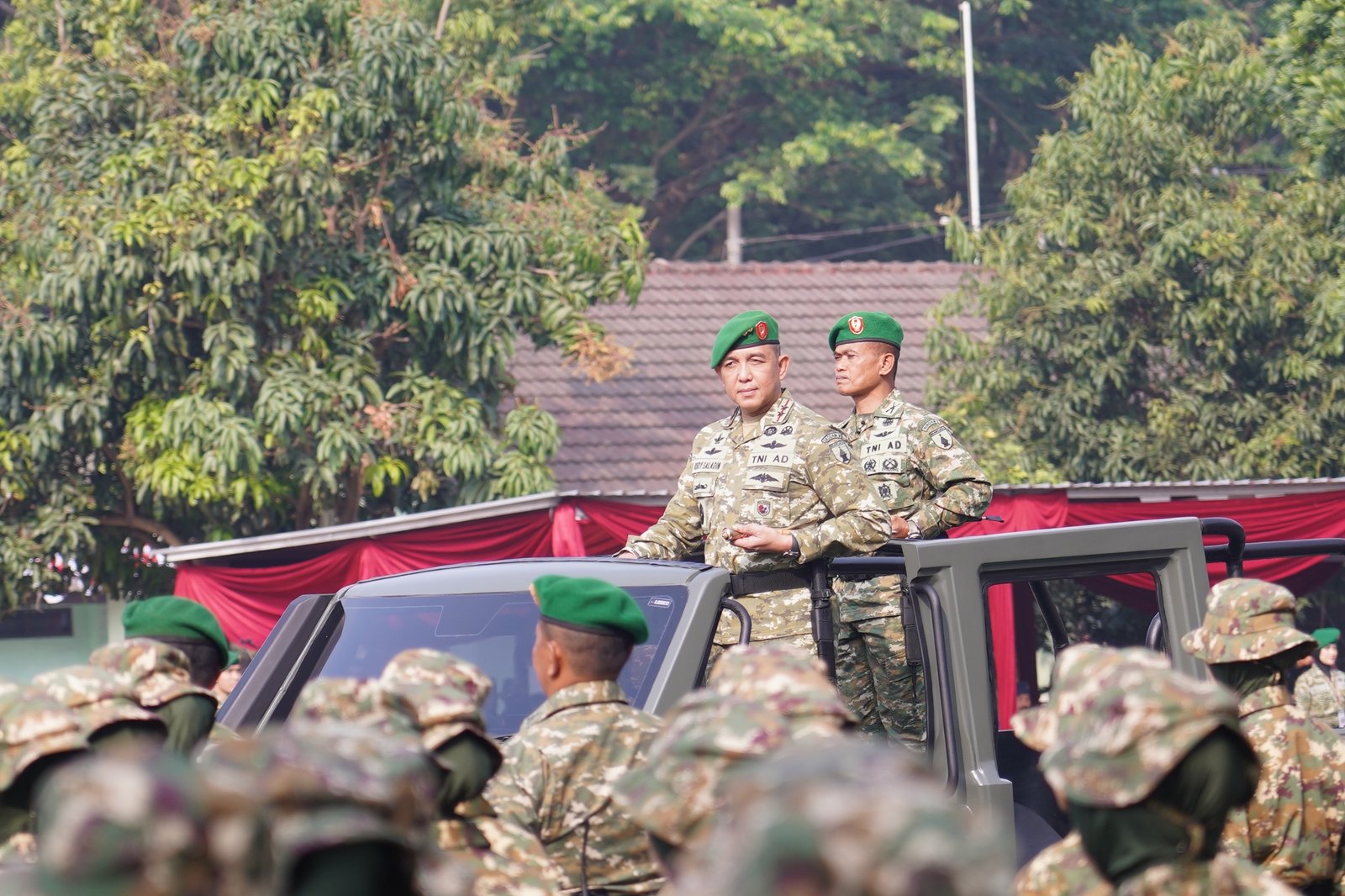 Pangdam V/Brawijaya Tutup Diklat SPPI KDKMP dan KNMP Tahun 2026, Siapkan 669 Sarjana Jadi Motor Penggerak Ekonomi Desa