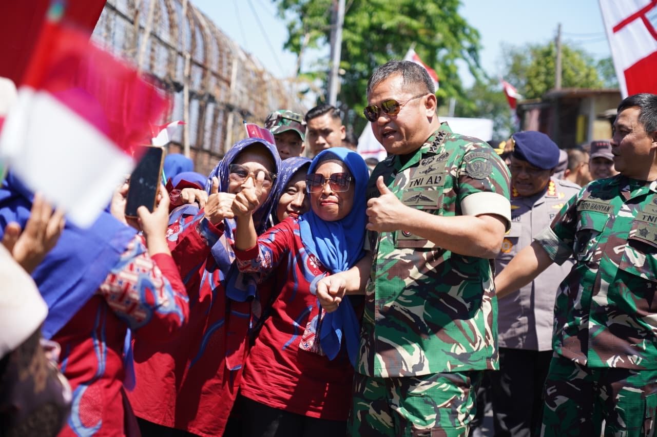 Belajar dari Pengalaman Bencana, Kasad Tinjau Jembatan Garuda dan Fasilitas Energi Surabaya